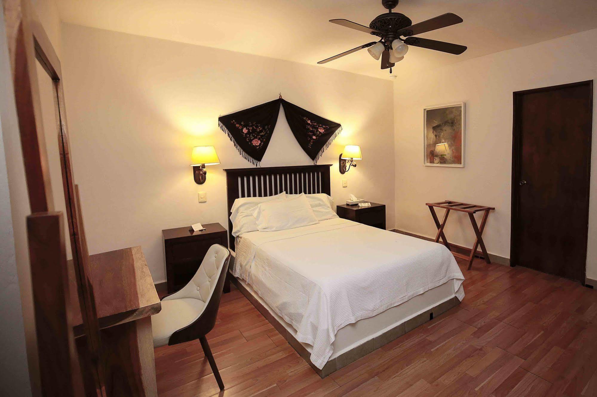 Hotel Zamna Boutique Merida Exterior photo